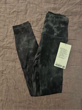 NEW! Lululemon Tie-Dye Black High-Waist Leggings- align